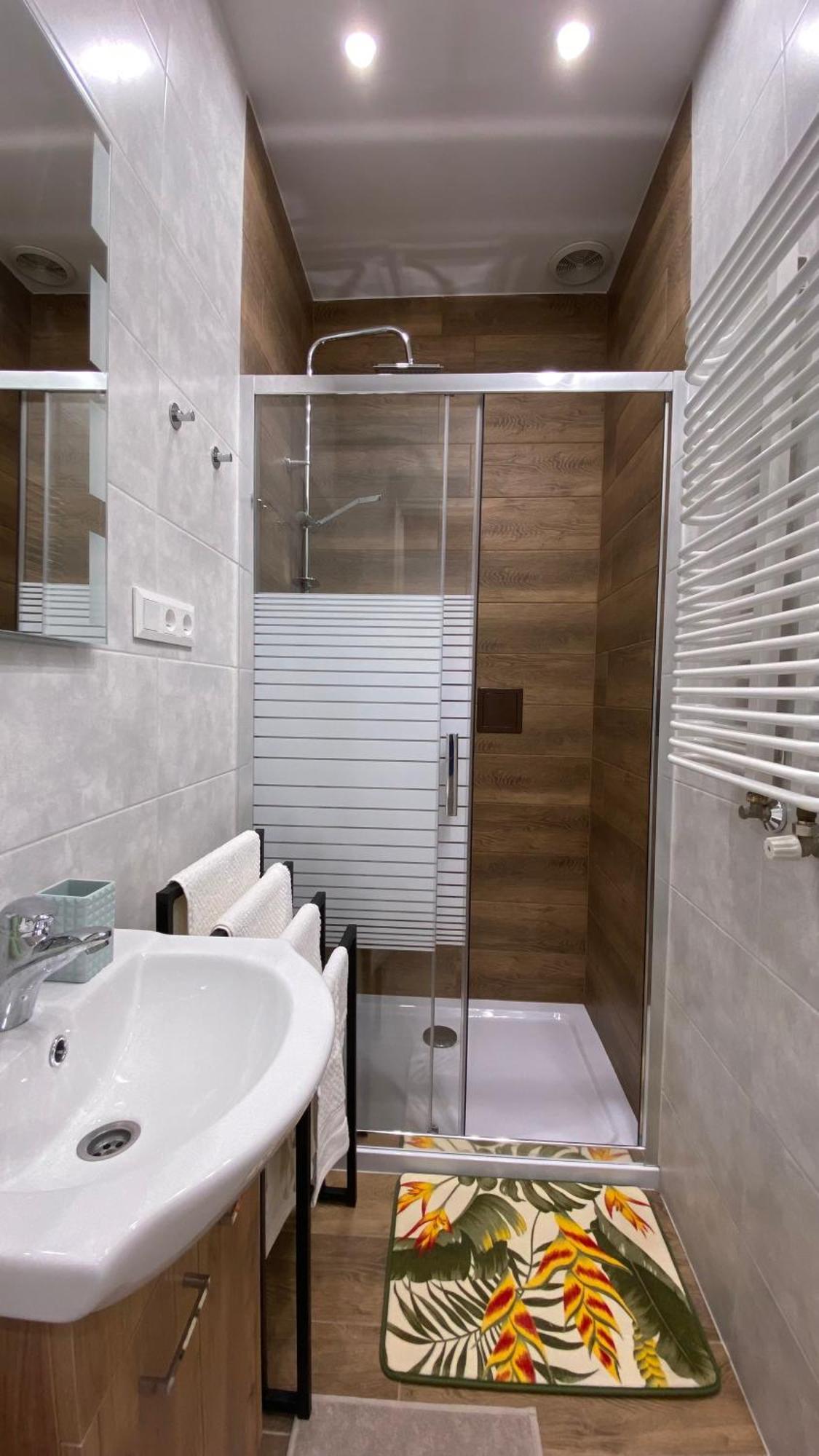 Lublinbnb - Exclusive Family Apartment ------ In The Heart Of Lublin -------------------------------- Bedroom & Living Room & Kitchen Exterior foto